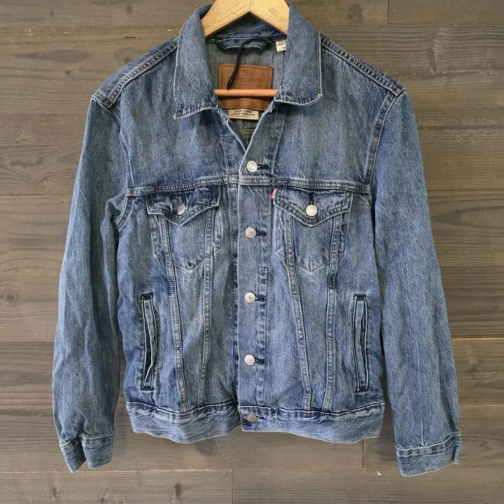 Levi's Premium Trucker Denim Jacket Mens Small Blue Button Front Red Tab Classic